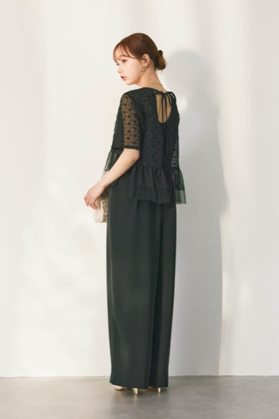 ブラックのティアードチュールオールインワンドレス