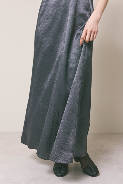 ブラック×チャコールのシャーリングブラウスセットドレス