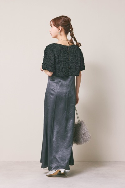 ブラック×チャコールのシャーリングブラウスセットドレス