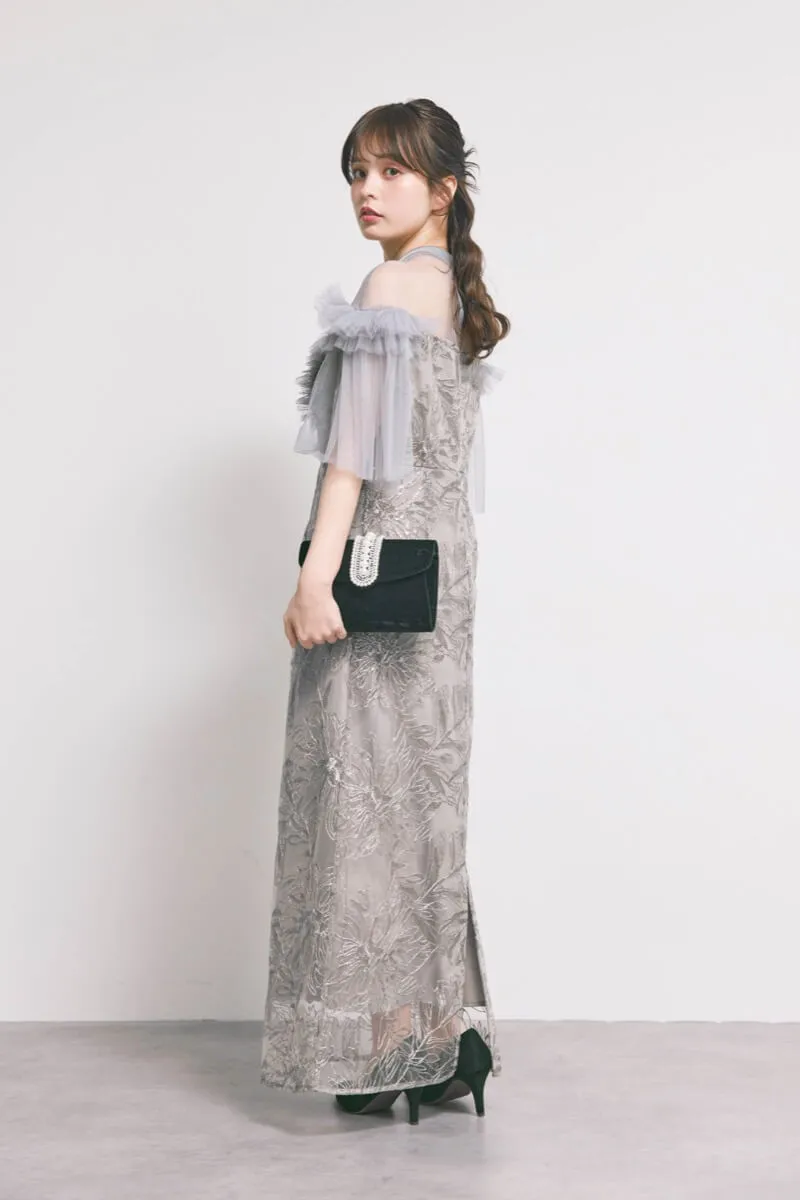 グレーのフリルショルダーIラインドレス