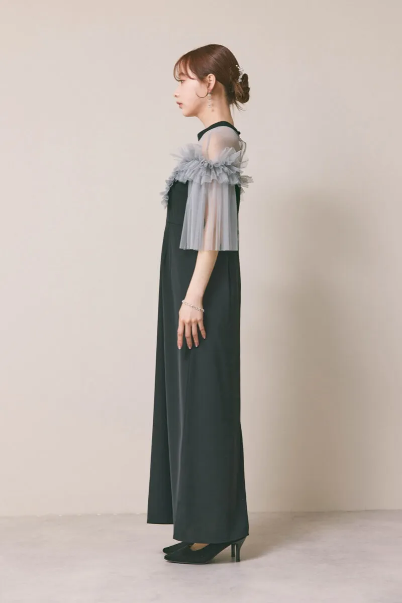 ブラックのフリルショルダーIラインドレス