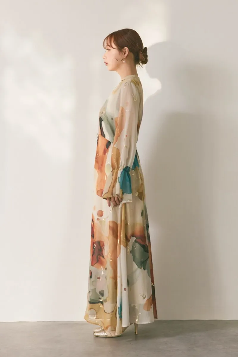 ベージュのインクアートドレス