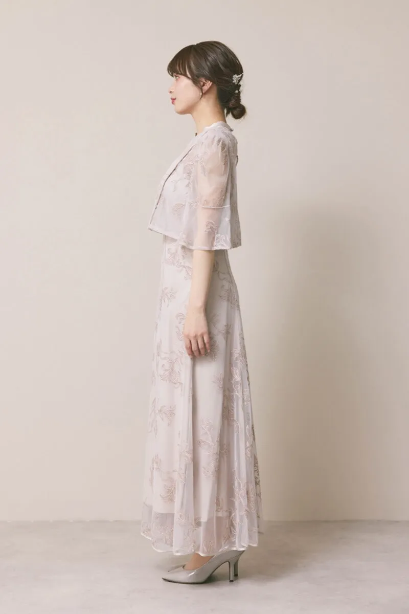 ライトピンクのエンブロイダリーボレロセットドレス