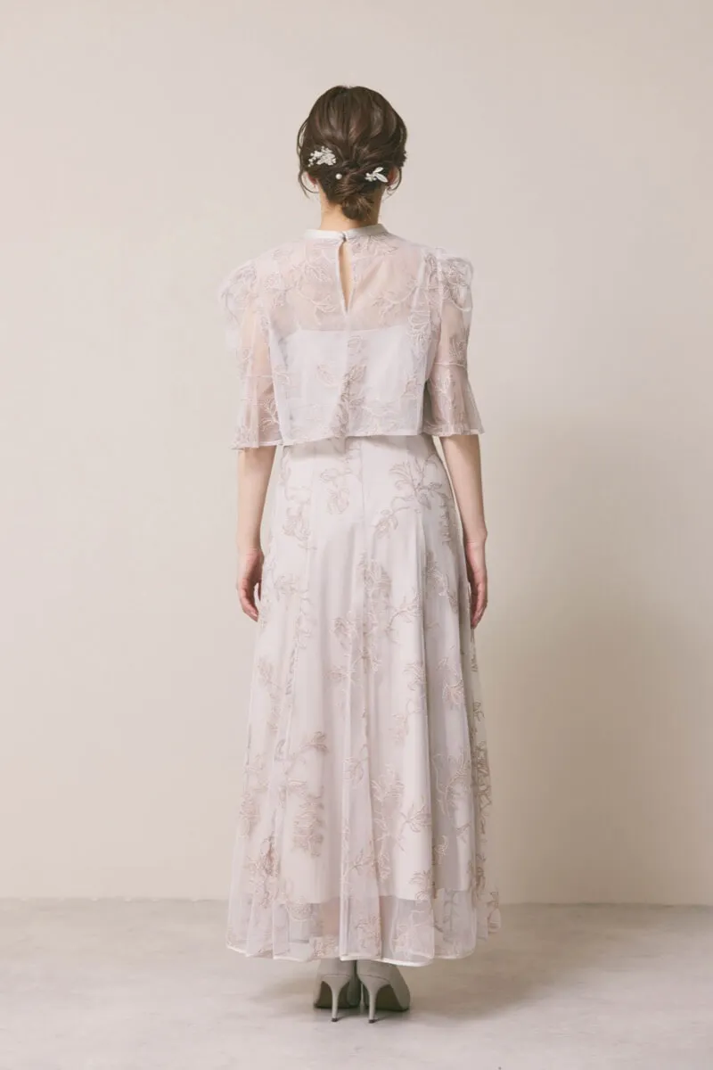 ライトピンクのエンブロイダリーボレロセットドレス