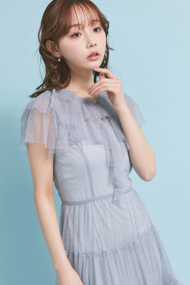 ブルーのチュールティアードドレス