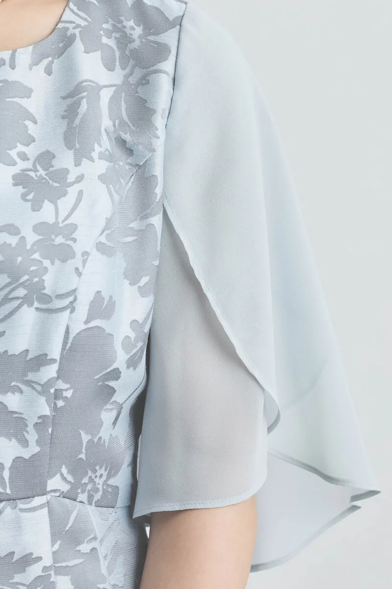 シルバーのシフォンスリーブ花模様ドレス