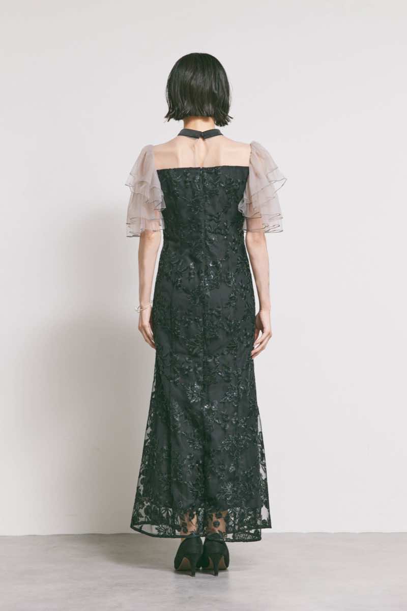 ブラックのスパンコール刺繍マーメイドドレス