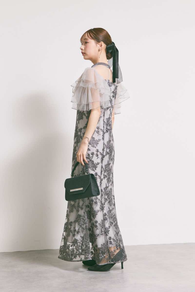 ブルーのスパンコール刺繍マーメイドドレス