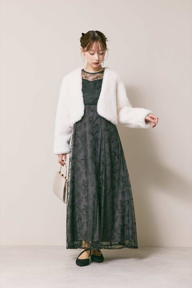 ブラックのシアーボレロセットアップドレス