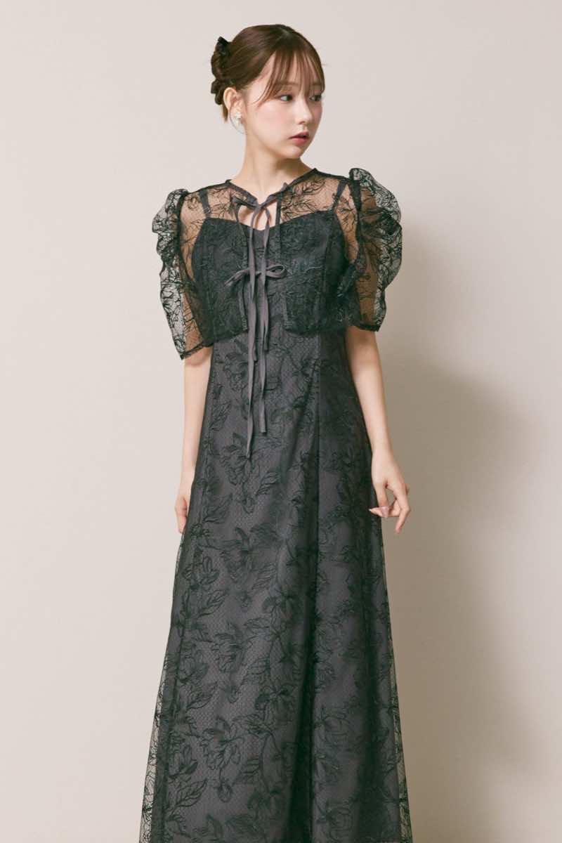 ブラックのシアーボレロセットアップドレス