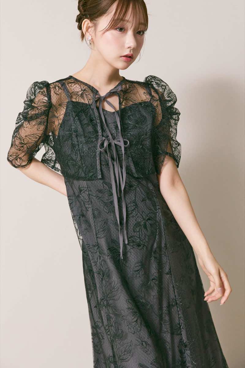 ブラックのシアーボレロセットアップドレス