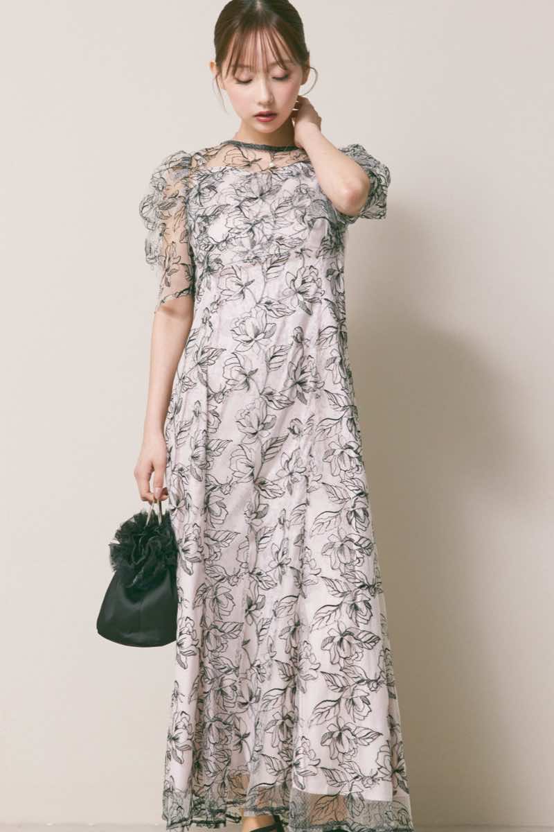 ブラック×ピンクベージュのシアーボレロセットアップドレス