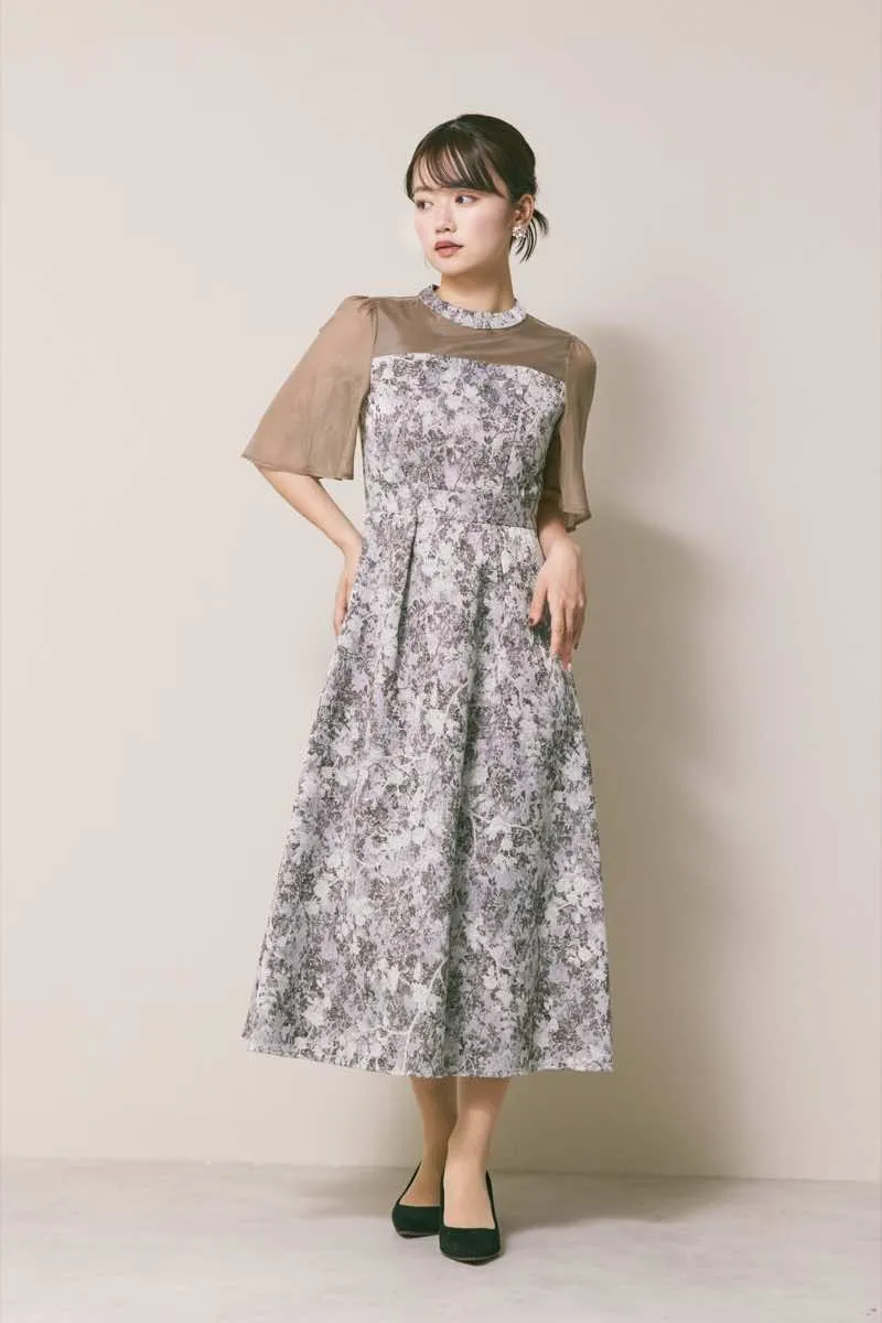 ブラウンのシフォンスリーブジャガードドレス