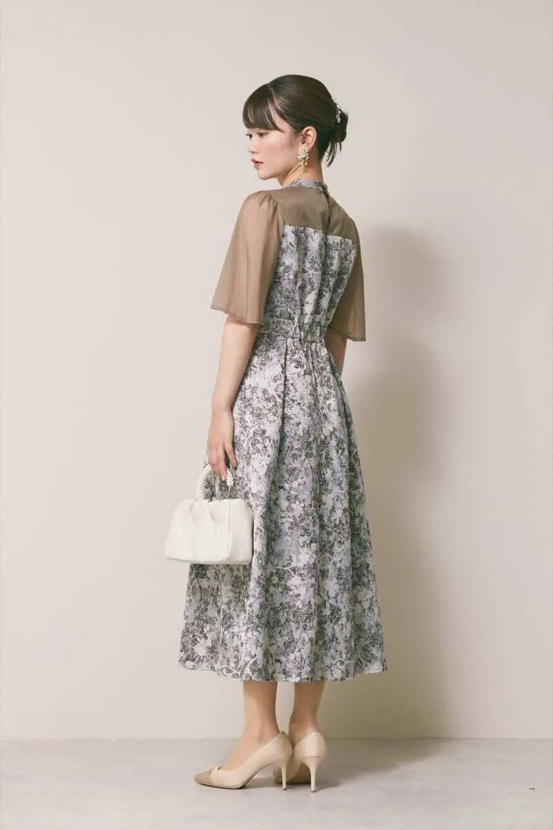 ブラウンのシフォンスリーブジャガードドレス