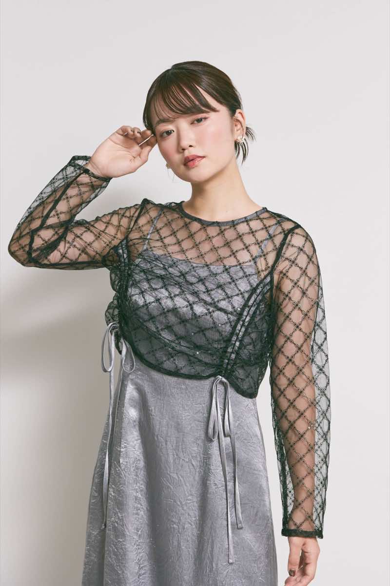 グレーのドロストギャザーセパレートドレス