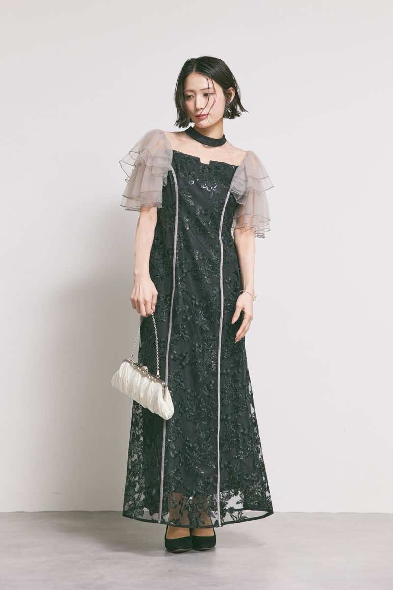 ブラックのスパンコール刺繍マーメイドドレス