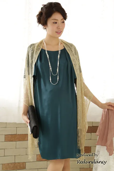 グリーンのラッフルスリーブミニ丈マタニティドレス