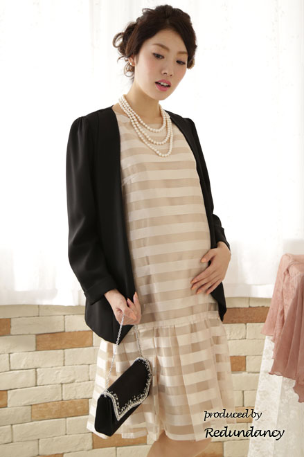 ベージュの透かしボーダーマタニティドレス