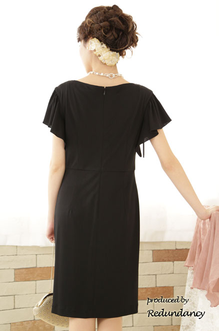 ブラックのハイウエストジャージー素材ワンピース