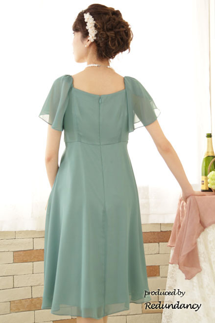 グリーンのハイウエスト切替シフォンマタニティドレス