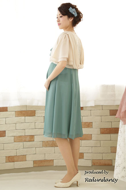 グリーンのハイウエスト切替シフォンマタニティドレス