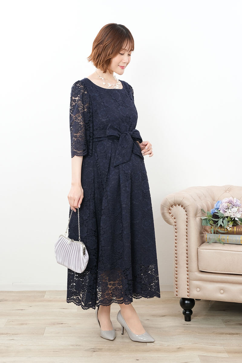 ネイビーの授乳口付きマタニティドレス