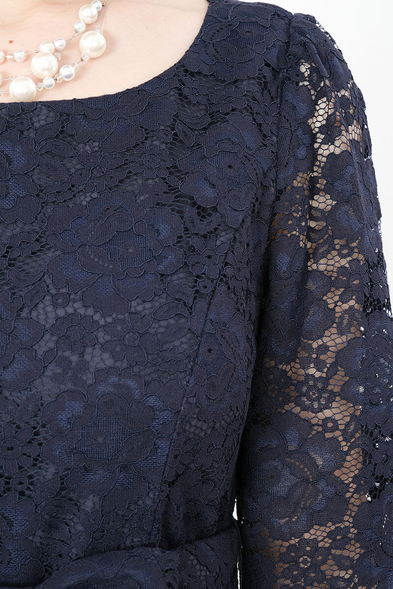 ネイビーの授乳口付きマタニティドレス