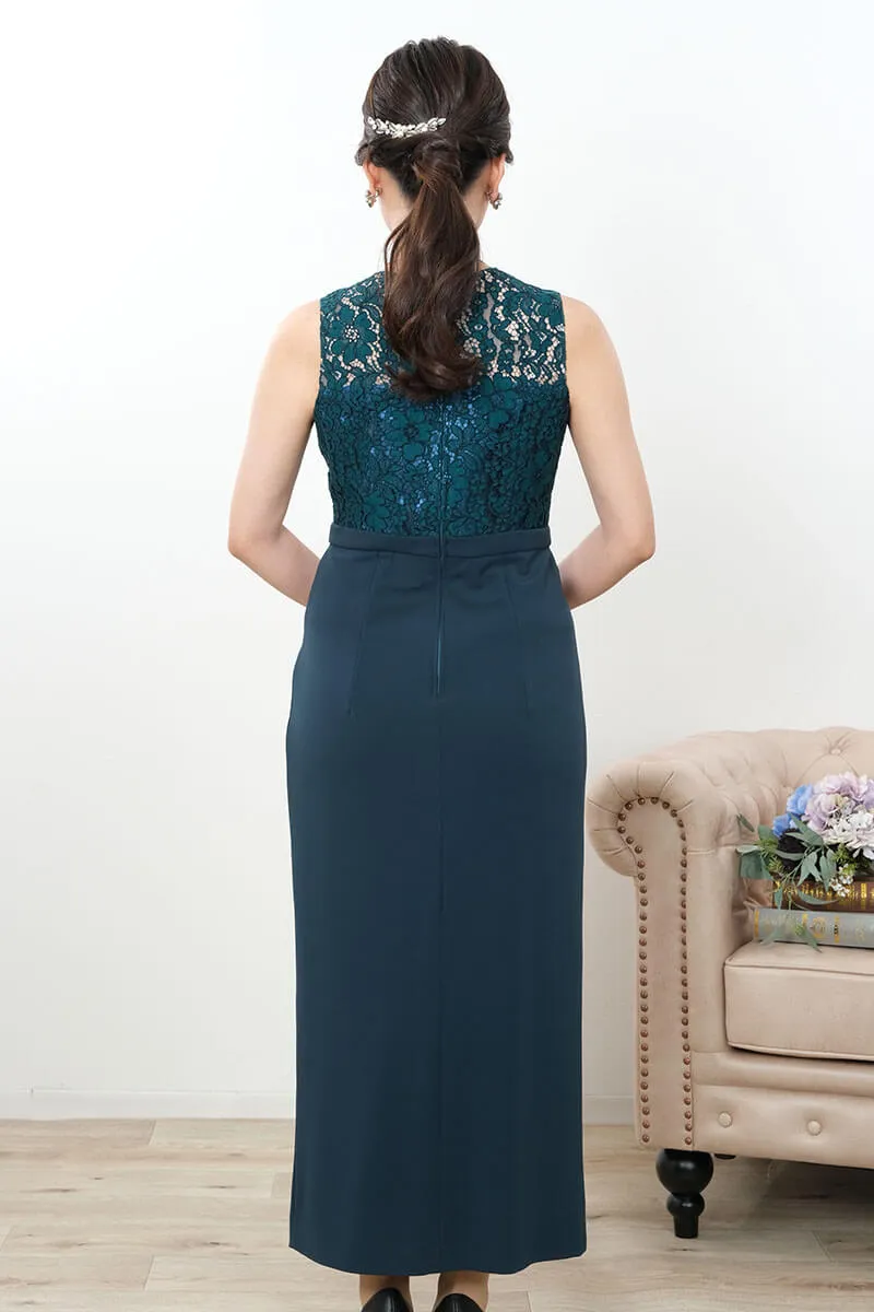 グリーンのフロントスリットVネックドレス