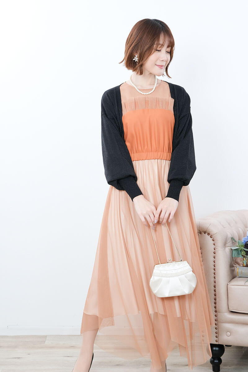 オレンジのフロントフリルチュールドレス