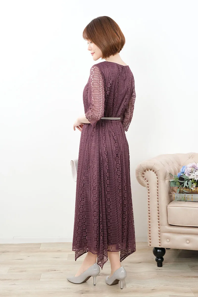 ワインレッドのアシンメトリーストライプレースドレス