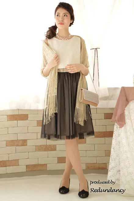 ブラウン×ベージュのハイウエスト切替レースドレス