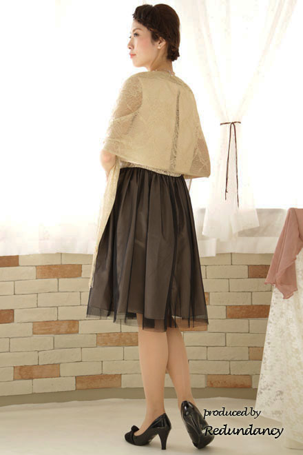 ブラウン×ベージュのハイウエスト切替レースドレス