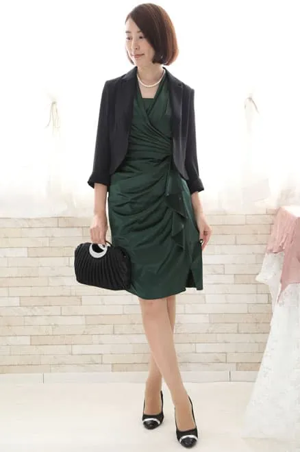 グリーンのアメリカンスリーブタイトドレス