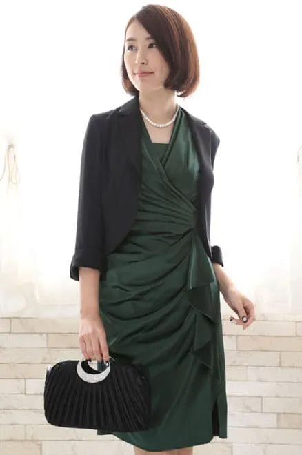 グリーンのアメリカンスリーブタイトドレス