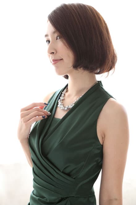 グリーンのアメリカンスリーブタイトドレス