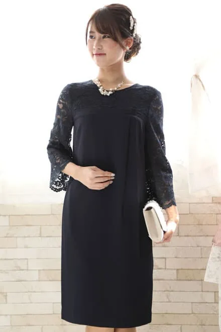 ネイビーのレーススリーブIラインドレス