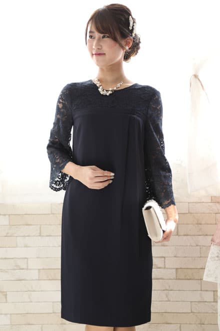 ネイビーのレーススリーブIラインドレス