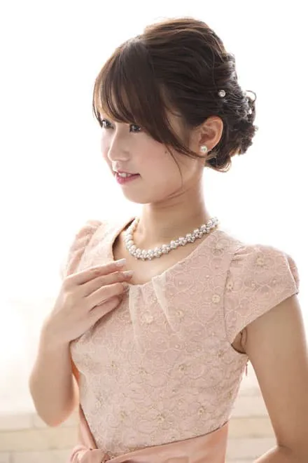 ピンクの花柄フレンチスリーブドレス