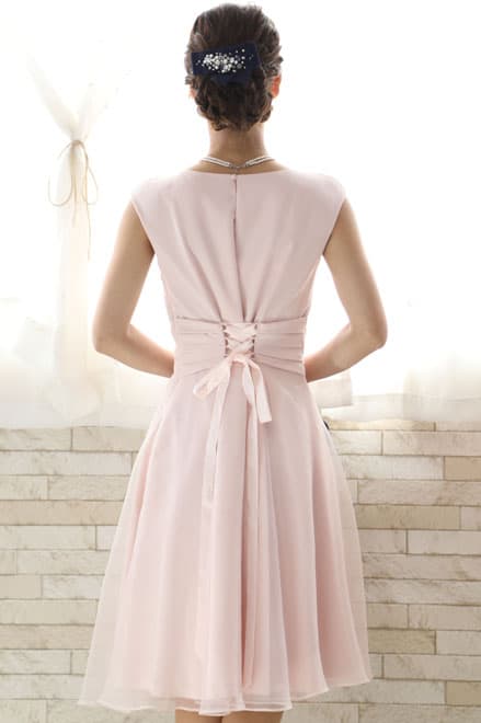 ピンクのノースリーブオーガンジードレス