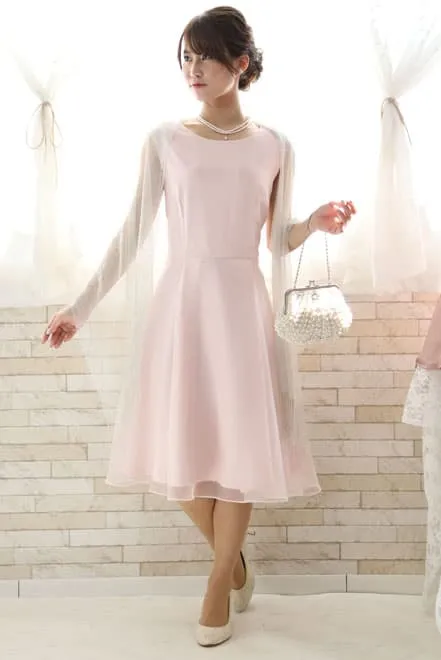 ピンクのノースリーブオーガンジードレス