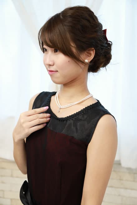 ワインレッド×ブラックのドット柄チュールドレス