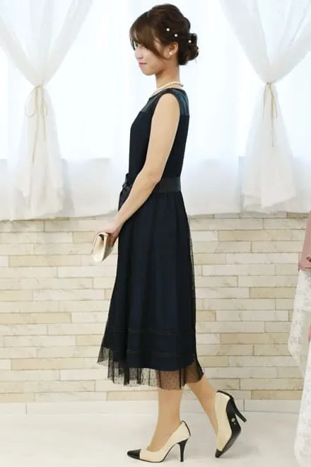 ブルーグリーン×ブラックのドット柄チュールドレス