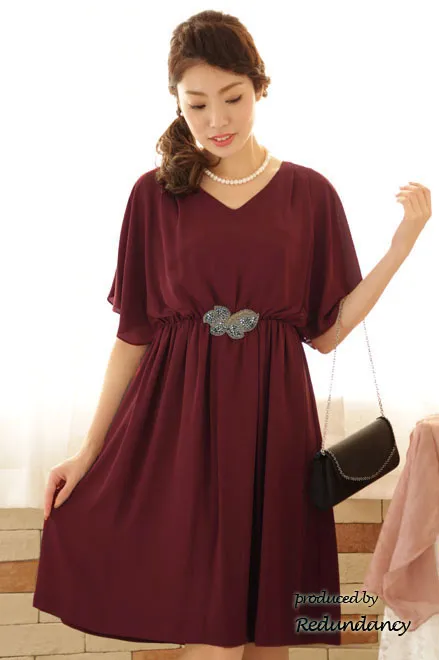 ボルドーのウエストビジュー膝丈ワンピース