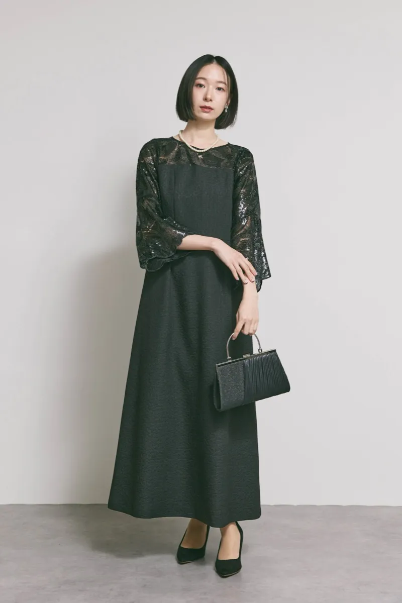 ブラックのブリエレースジャガードドレス [ 店頭販売価格 42,900円 ]