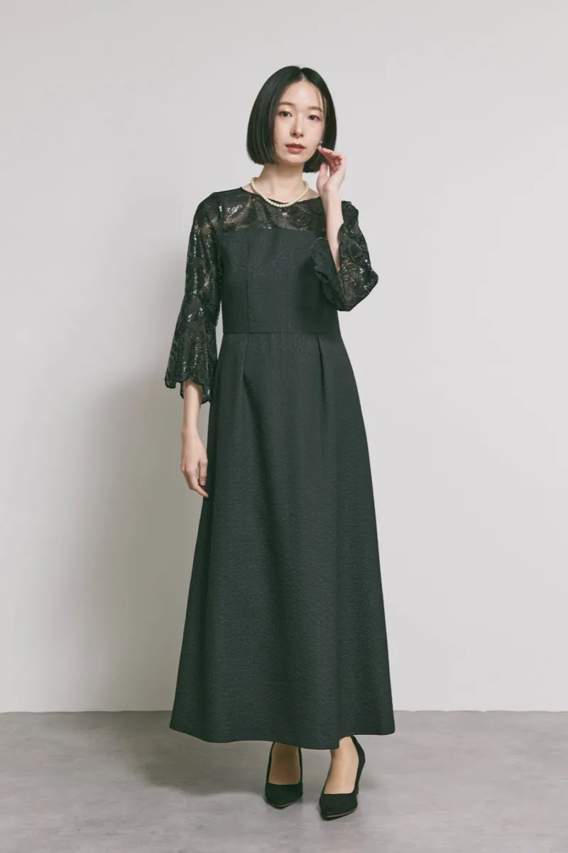 ブラックのブリエレースジャガードドレス [ 店頭販売価格 42,900円 ]