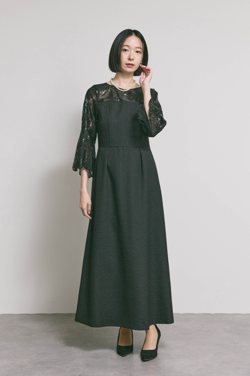 ブラックのブリエレースジャガードドレス [ 店頭販売価格 42,900円 ]