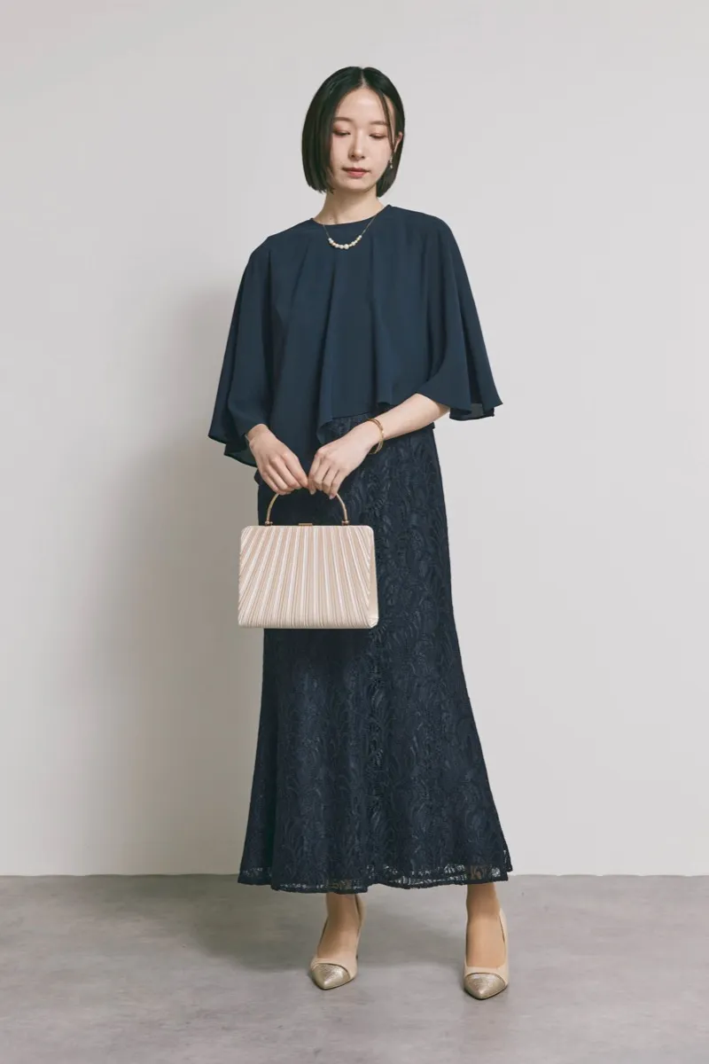 ネイビーのケープレイヤードドレス [ 店頭販売価格 47,300円 ]