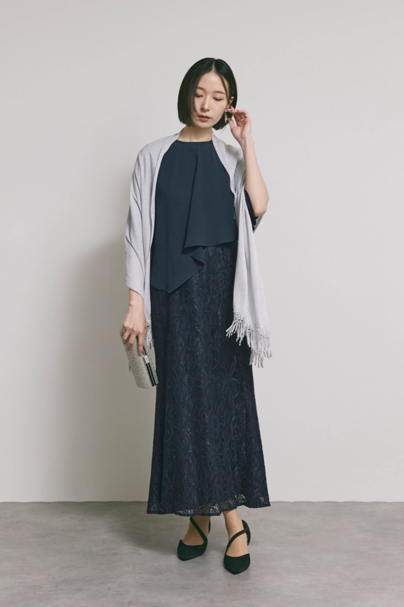 ネイビーのケープレイヤードドレス [ 店頭販売価格 47,300円 ]