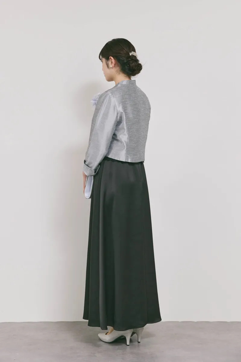 ブラックのシャイニーレースレイヤードドレス [ 店頭販売価格49,500円 ]