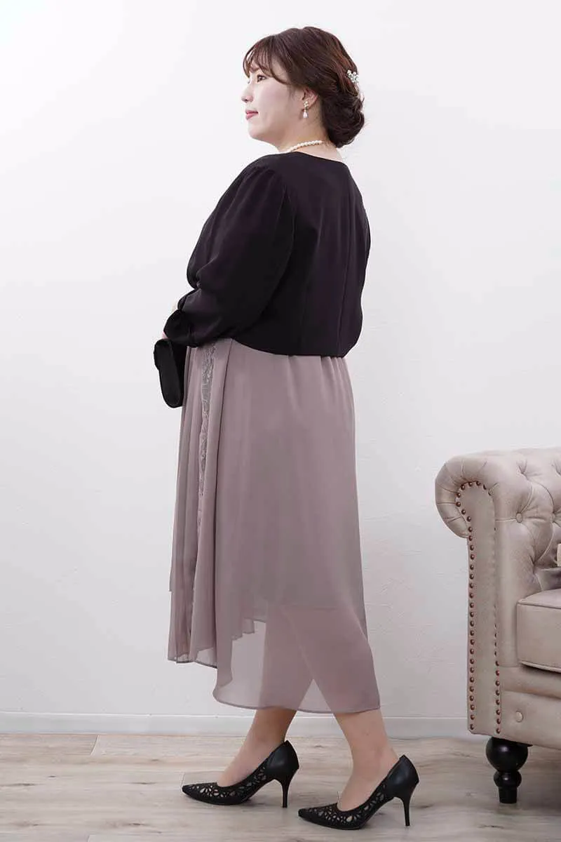 グレージュのフィッシュテールシフォンドレス